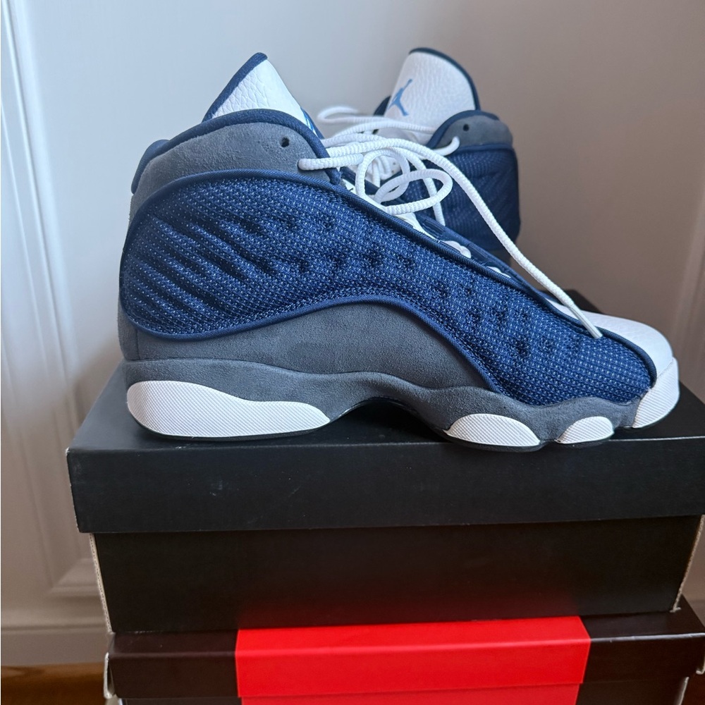 Jordan 13 Retro Navy and University Blue - Picture 3 of 10